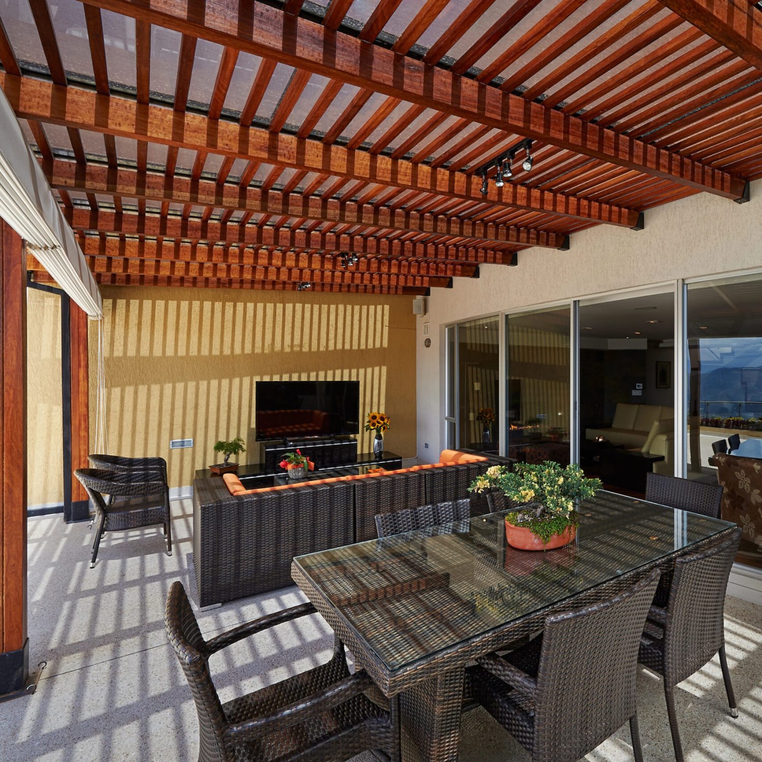 Depositphotos_32855669_XL